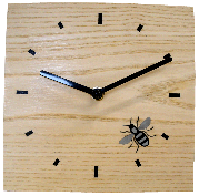 clock with bee design